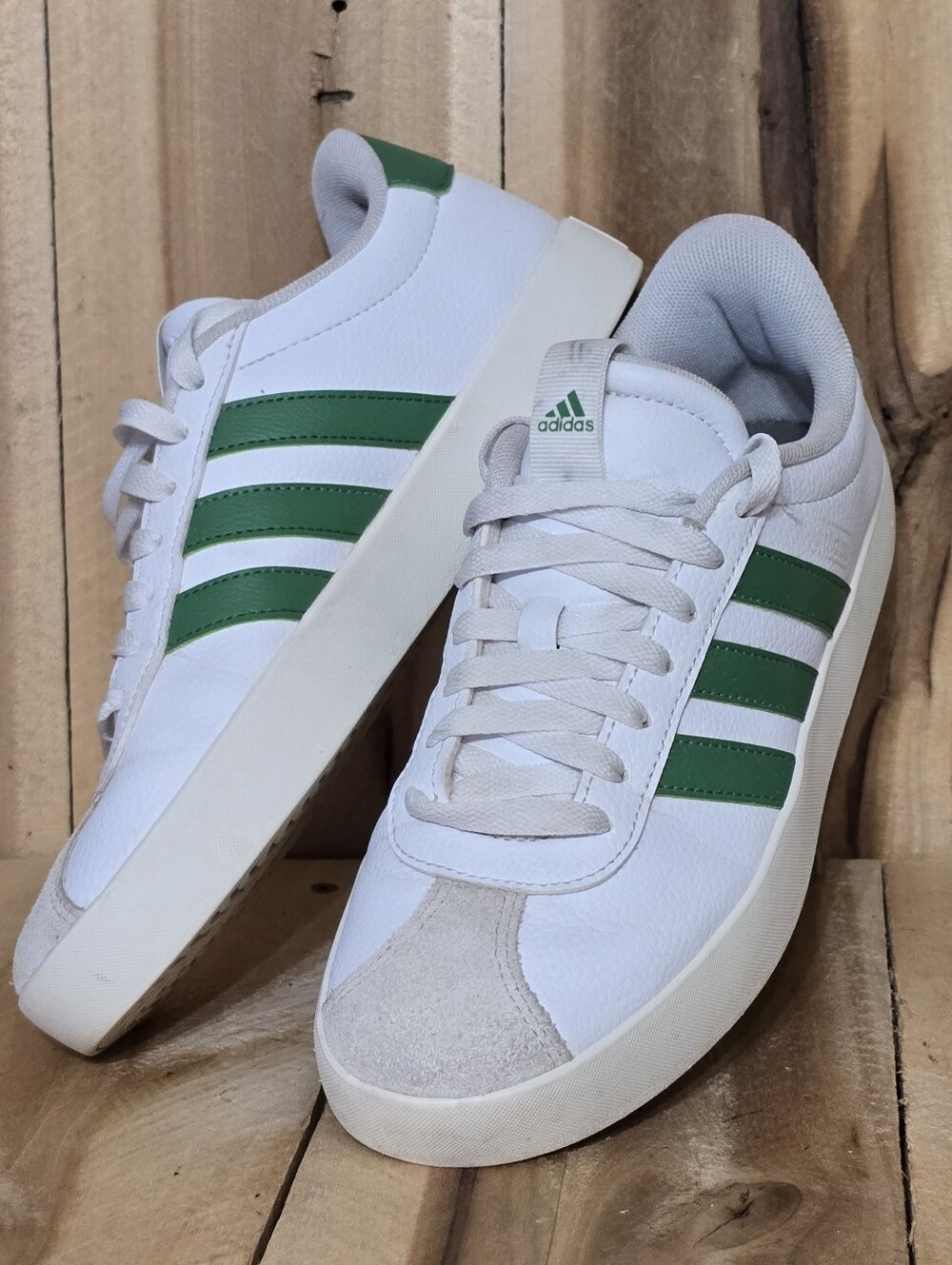 ADIDAS VL Court 3.0 Womens 8 / 40 Emerald Green White Skateboarding Sneakers